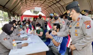 Akhir 2021, 70 Persen Warga Jatim Ditarget Sudah Divaksin