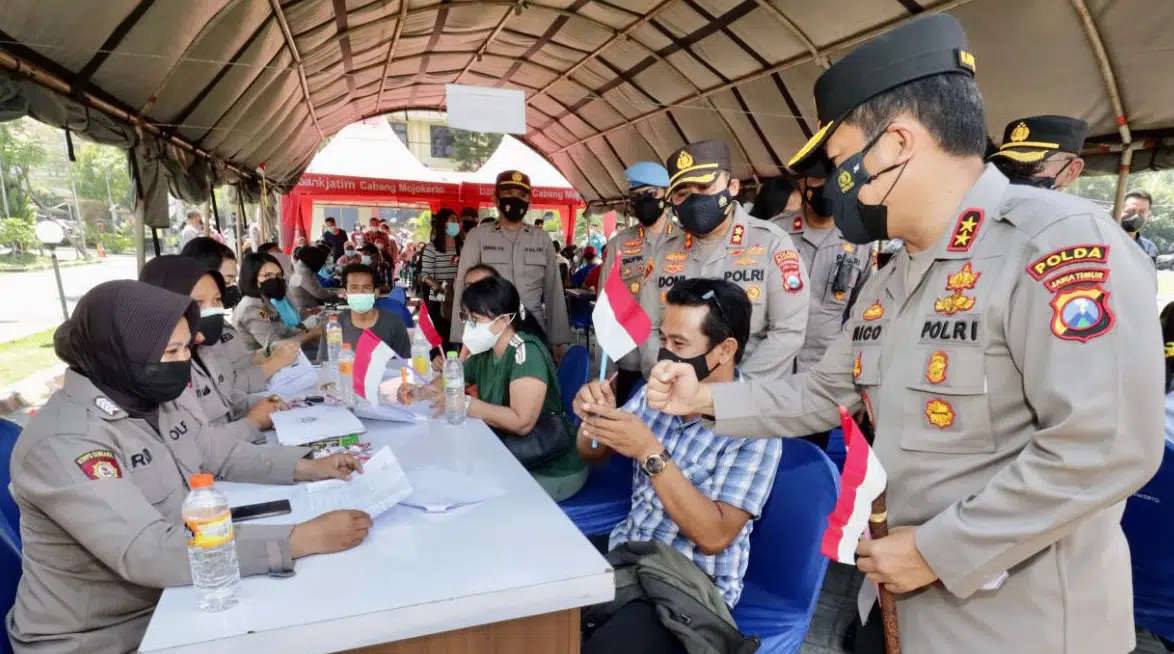 Akhir 2021, 70 Persen Warga Jatim Ditarget Sudah Divaksin