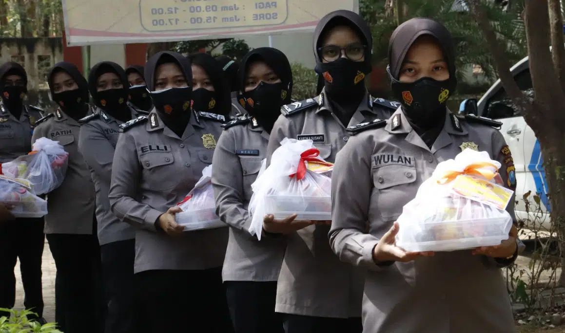 HUT ke-73, Polwan Polres Sumenep Baksos di RICD Batuan
