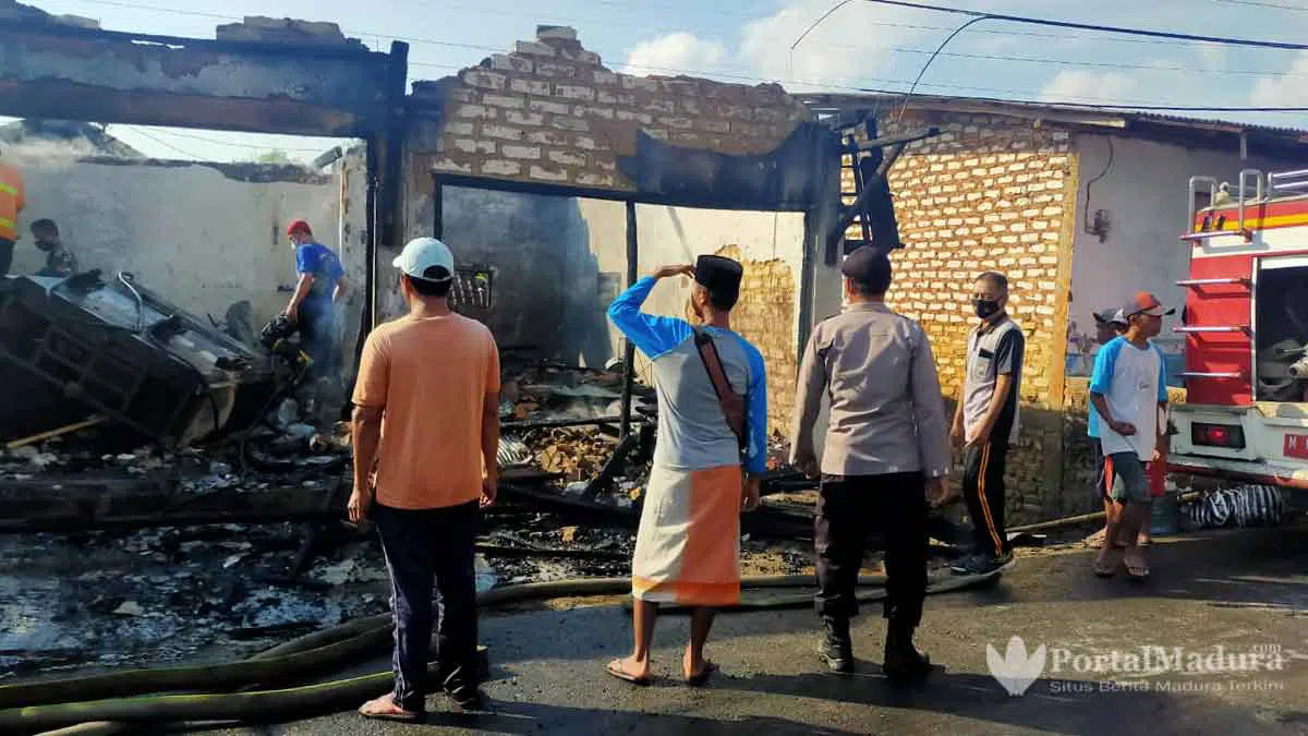 Kebakaran Pom Mini, Dua Tempat Usaha Lain Ikut Ludes