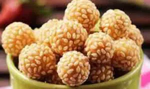 Resep Kue Keciput Wijen yang Manis dan Renyah