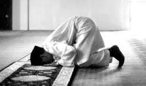 Kenapa-Harus-Perbanyak-Sujud-Ini-7-Alasan-Pentingnya