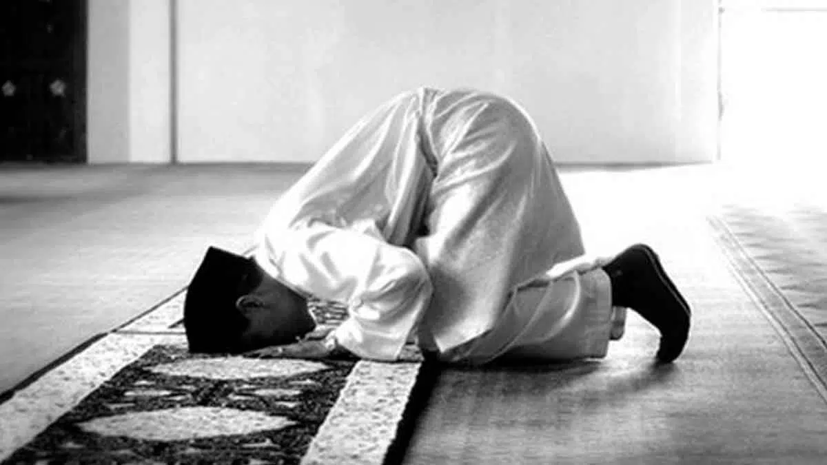 Kenapa-Harus-Perbanyak-Sujud-Ini-7-Alasan-Pentingnya