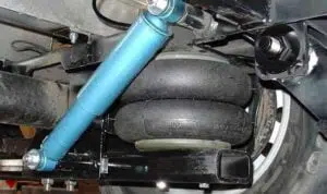 Mengenal-Kekurangan--dan-Kelebihan-Pakai-Air-Suspension