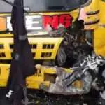 Minibus Vs Vixion Pemotor Tewas di TKP