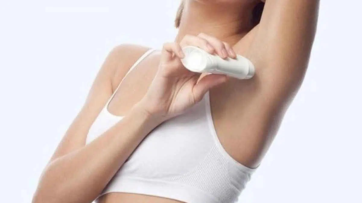 Jangan Lakukan 7 Kesalahan Ini Saat Pakai Deodoran