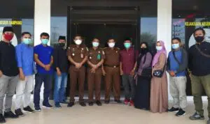Datangi Kejari Sampang, Aktivis Minta Pelaku Pedofil Dihukum Berat