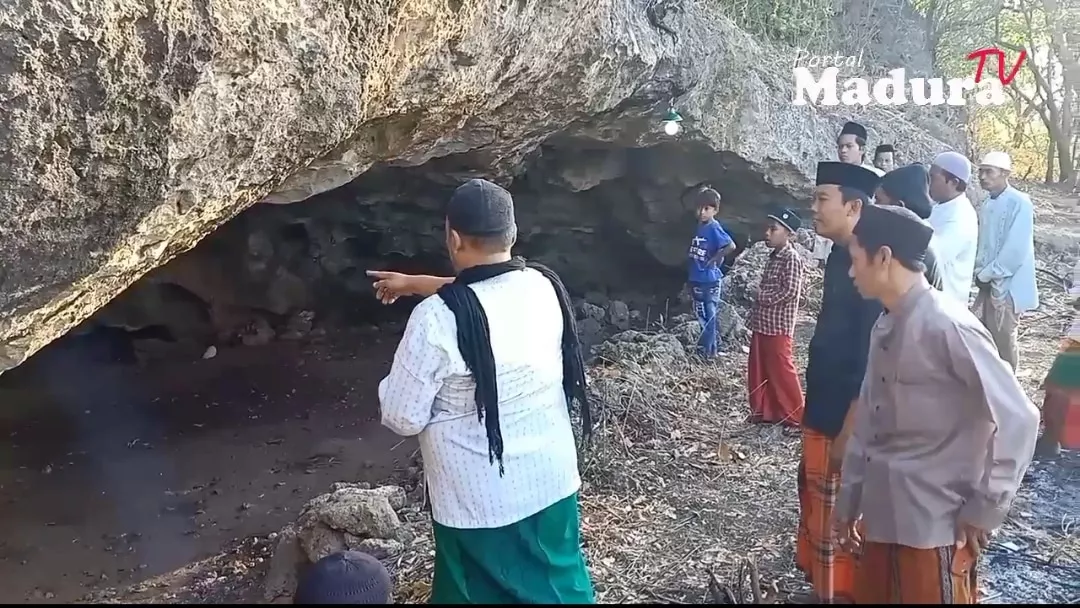 Ada Gua Dekat Asta Waliyullah Desa Sergang Batuputih Sumenep