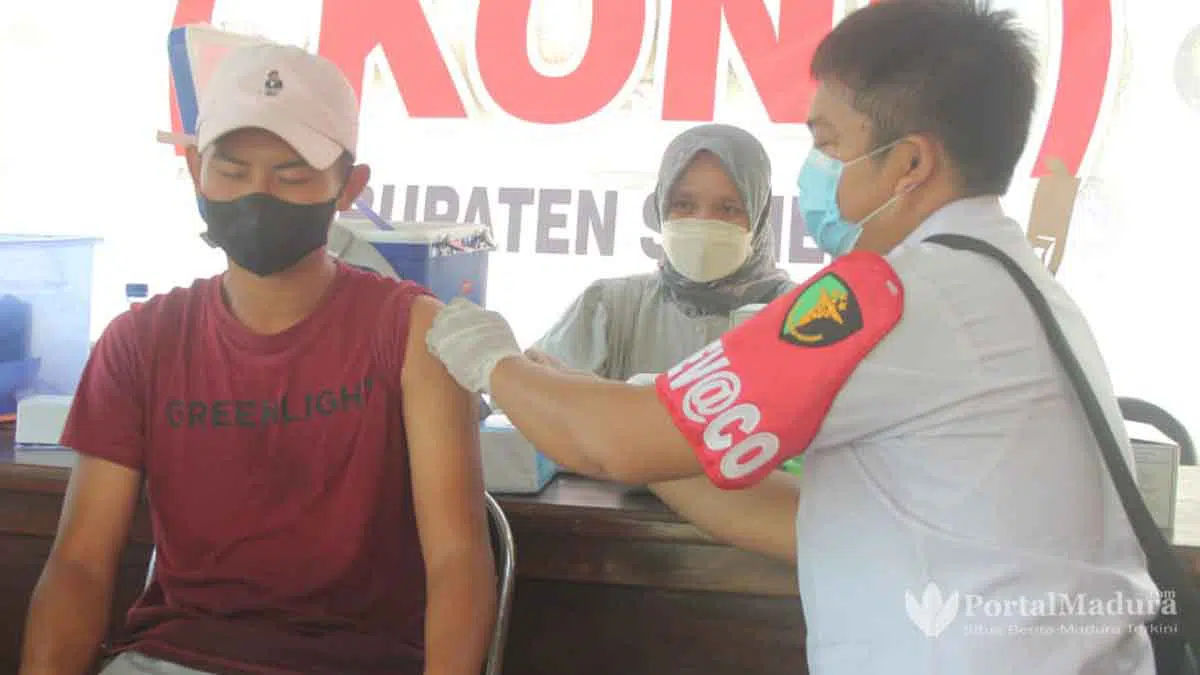 Jelang Liga 3 Jatim 2021, Pemain & Ofisial Tim Madura FC Divaksin Tahap II