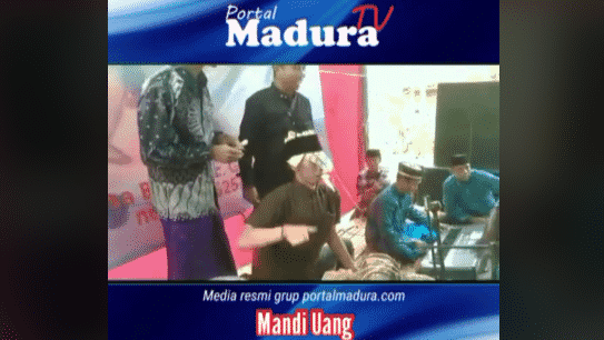 Pengendang Hadrah Sumenep Viral di Tiktok, Kini "Mandi Uang"