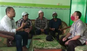 Wali Datangi Sekolah, Siswa SMPN 1 Camplong Diduga Jadi Korban Pemukulan Oknum Guru