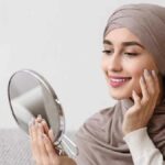 4 Adab Bercermin Dalam Islam