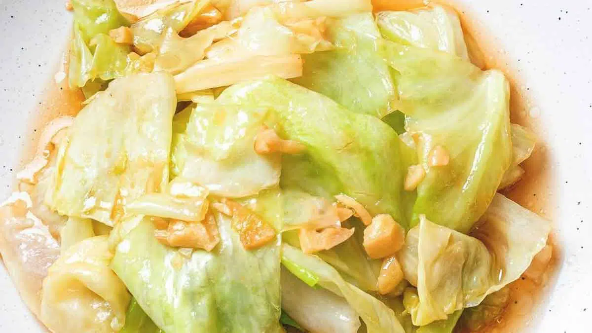 Resep Tumis Kubis Telur yang Praktis dan Sehat