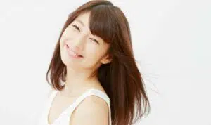 5 Cara Rawat Rambut Agar Berkilau Ala Korea