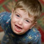 7 Cara Hilangkan Sifat Agresif pada Anak Kecil