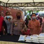 Dukung Vaksinasi Covid-19, HCML Salurkan Tiga Ton Beras di Sampang