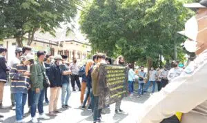 FKMS "Luruk" Kejari Sumenep, Ingatkan Tipikor Gedung Dinkes 6 Tahun Berlalu