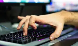 Ghosting-Pada-Keyboard,-Apa-Itu-Ini-Penjelasannya