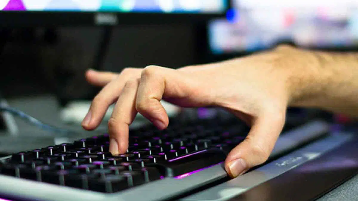 Ghosting-Pada-Keyboard,-Apa-Itu-Ini-Penjelasannya