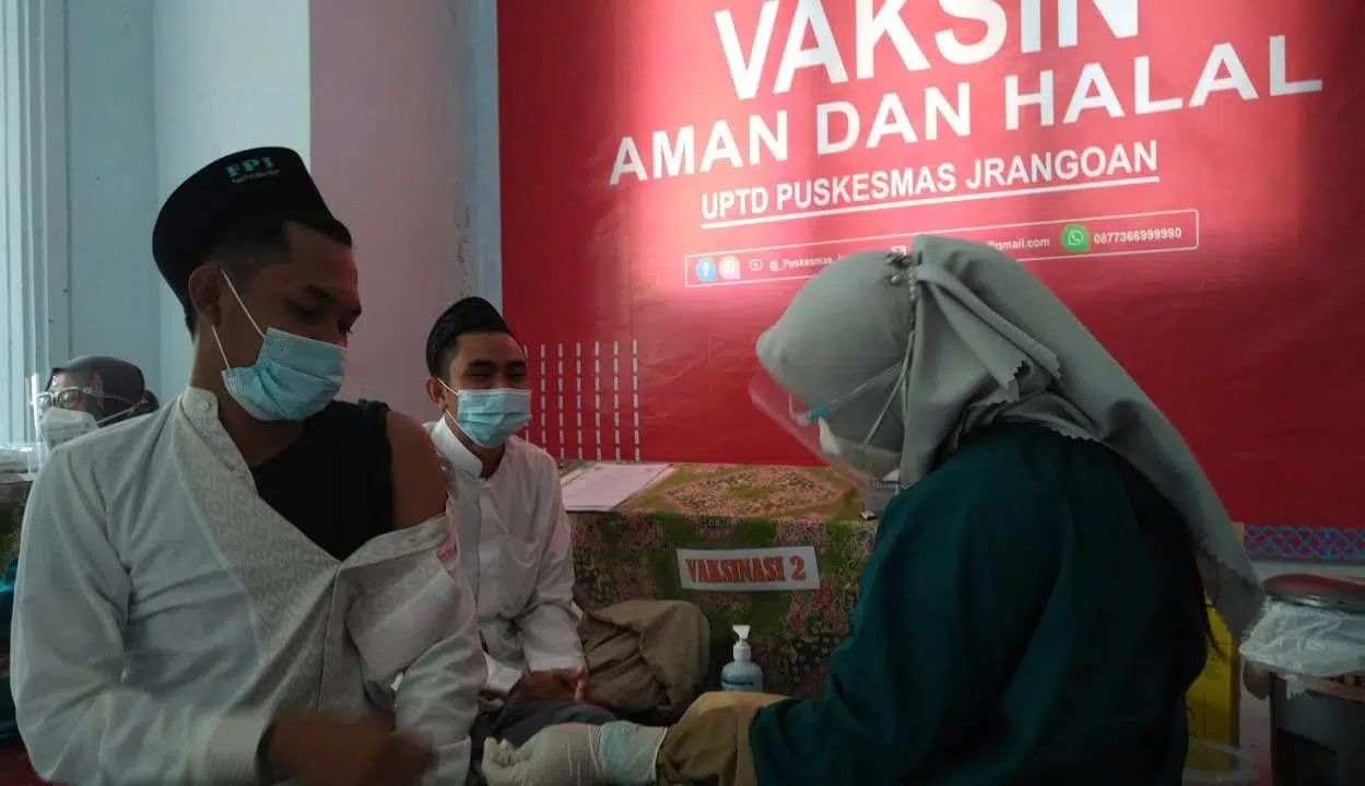 Dukung Pemerintah, HCML Gelar Percepatan Vaksinasi di Pesantren
