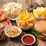 Hindari Makanan ini Agar Koresterol Tidak Tinggi