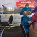 Pengunjung dan Pedagang Pasar Srimangunan Disuntik Vaksin Covid-19