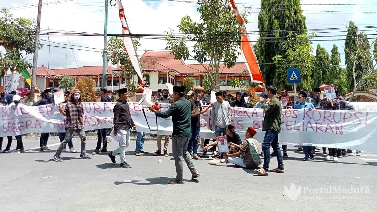 Mahasiswa Sumenep “Usung Segudang” Masalah