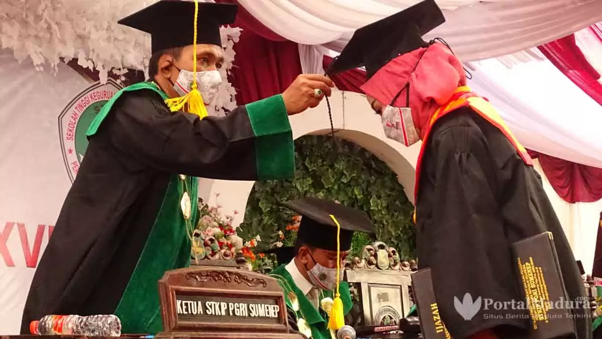 STKIP PGRI Sumenep Sukses Gelar Wisuda Program Sarjana XVII