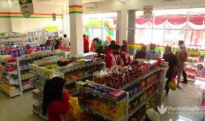 Swalayan Wiraraja Mart Dibuka, Tampung Produk UMKM Binaan Dosen