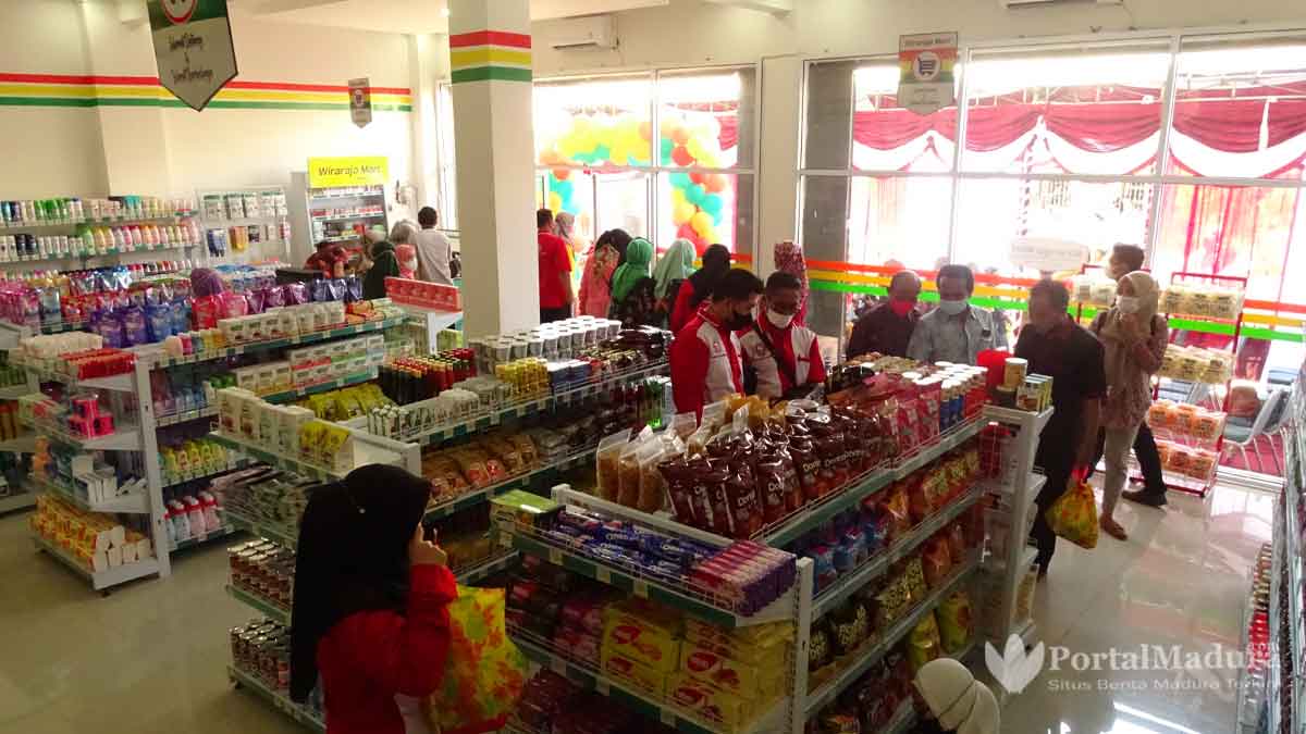 Swalayan Wiraraja Mart Dibuka, Tampung Produk UMKM Binaan Dosen