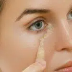 Wajib ada Dalam Tas, Ini 5 Manfaat Penting Face Concealer