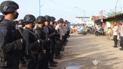 22 Personel Brimob ‘Backup’ Pengamanan Pilkades Serentak Lima Desa Kepulauan Raas