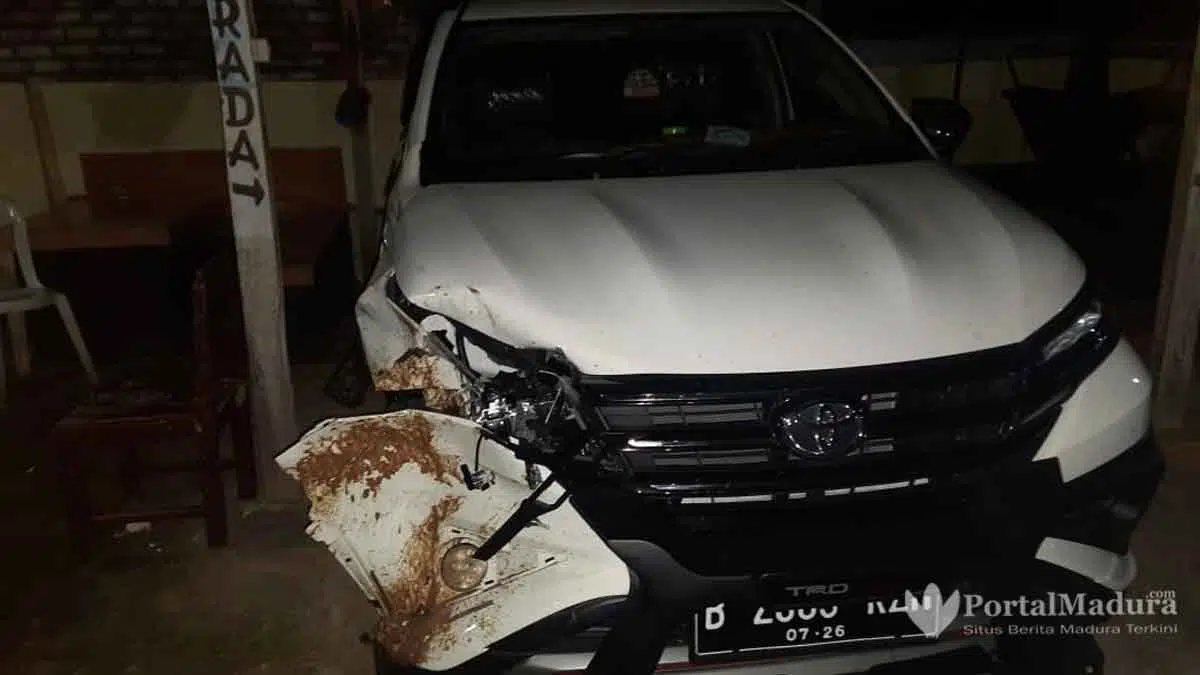 Pemotor-Tewas,-Tabrakan-Toyota-Rush-vs-Honda-Supra-Fit