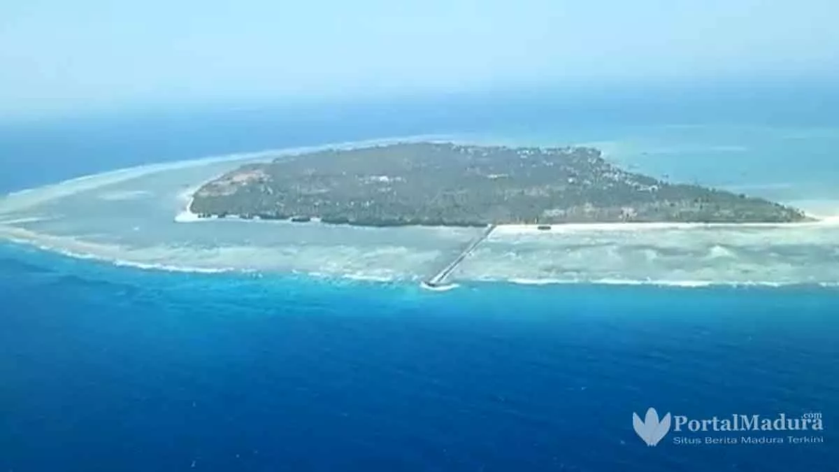 Perubahan Iklim & Eksploitasi Masif Ancam Pulau Kecil di Madura dan Pesisir Jatim