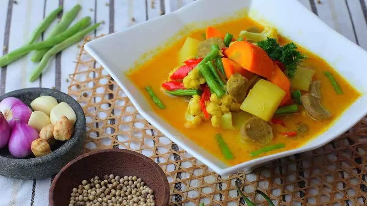 Resep Sup Kare Sayur, Menu Sedap dan Menggugah Selera