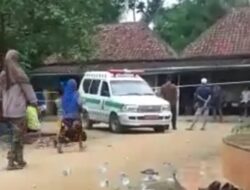Pria Paruh Baya Ditemukan Tewas Berlumur Darah di Surau
