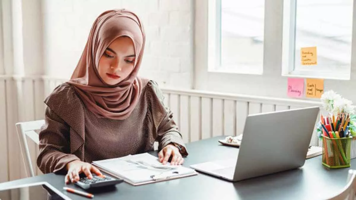 5 Tindakan yang Akan Membuat Anda Nampak Sebagai Perempuan Berkelas