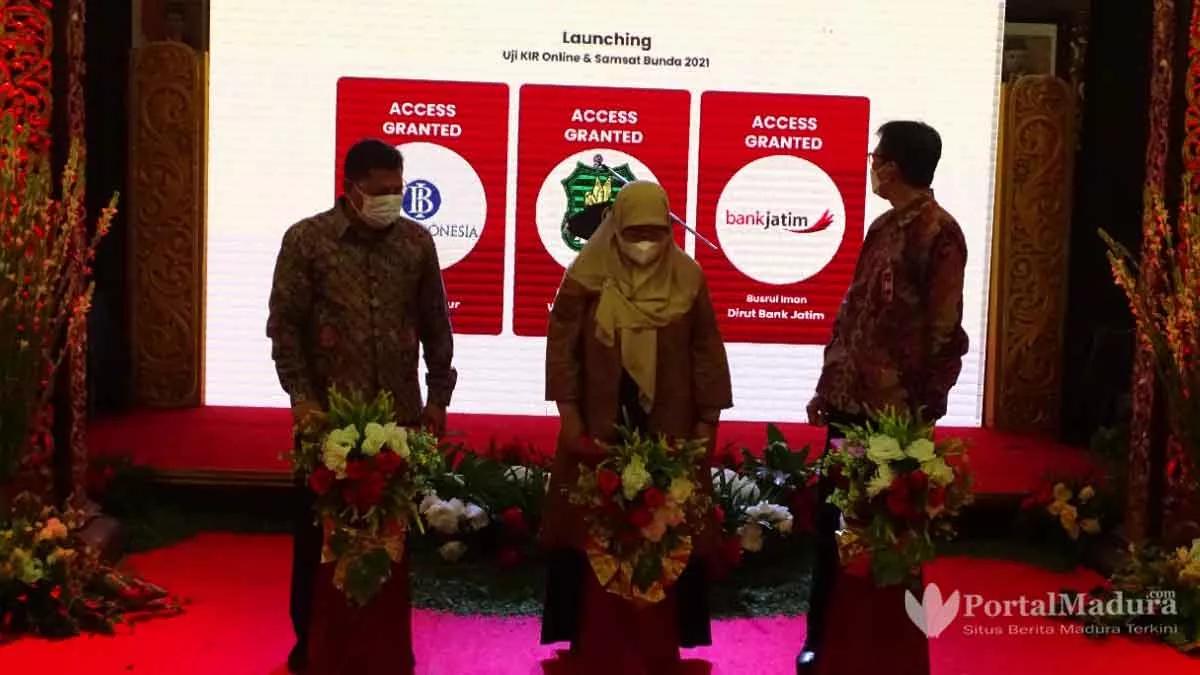 Bank Jatim Serahkan CSR dan Launching Uji Kir Online & Samsat Bunda Sumenep