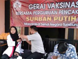 Bentuk Kekebalan Komunal, Perguruan Pencak Silat Surban Putih Lakukan Suntik Vaksin