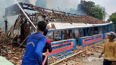 Kebakaran Rumah Warga Sampang, Pemilik Sedang Bertani