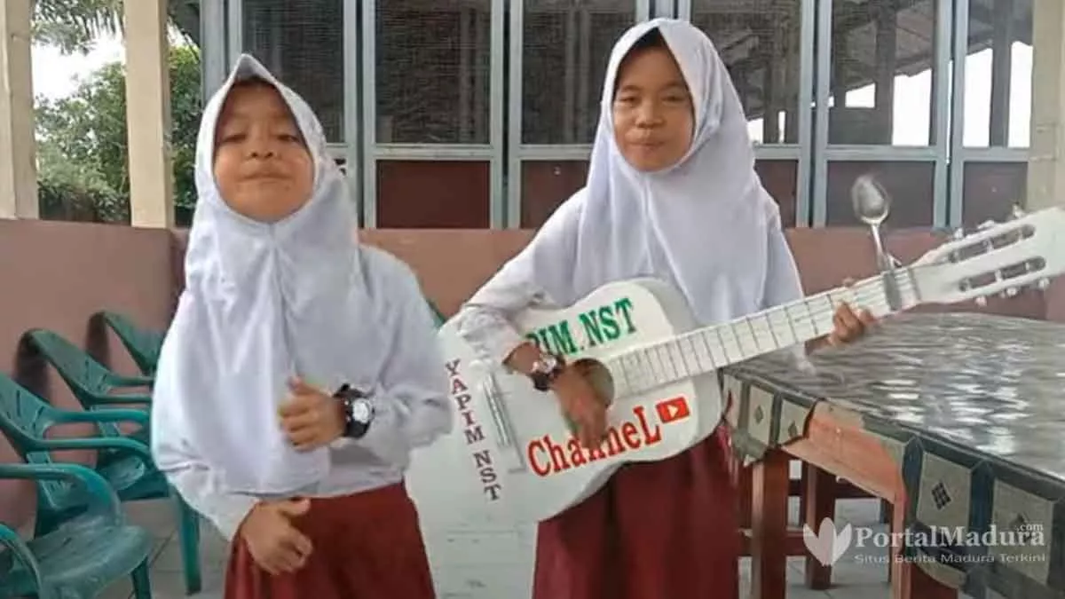 Lewat Lirik Lagu, Anak SD Ini Cukup “Pedas Kritik Pemerintah”