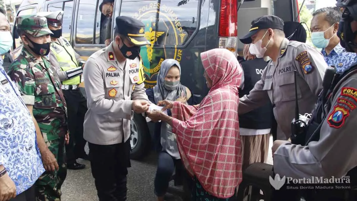 Pantau Prokes, Wakapolres Sumenep Kembali Blusukan ke Pusat Perdagangan