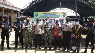 Pastikan Aman, Kapolres Sumenep dan Dandim 0827 Kunjungi Pilkades Batuampar