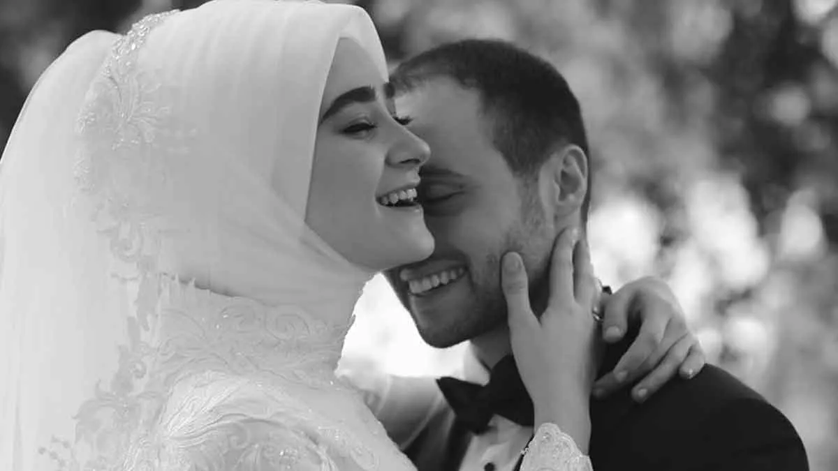 Pasutri, Ini 8 Adab Bercinta Dalam Islam