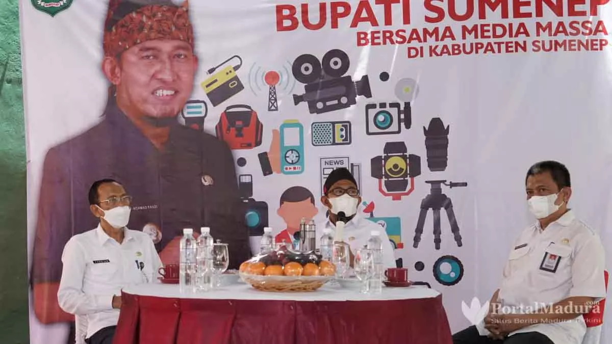 Tak Anti Kritik, Bupati Sebut Kontrol Media Massa Penting Untuk Membangun Sumenep