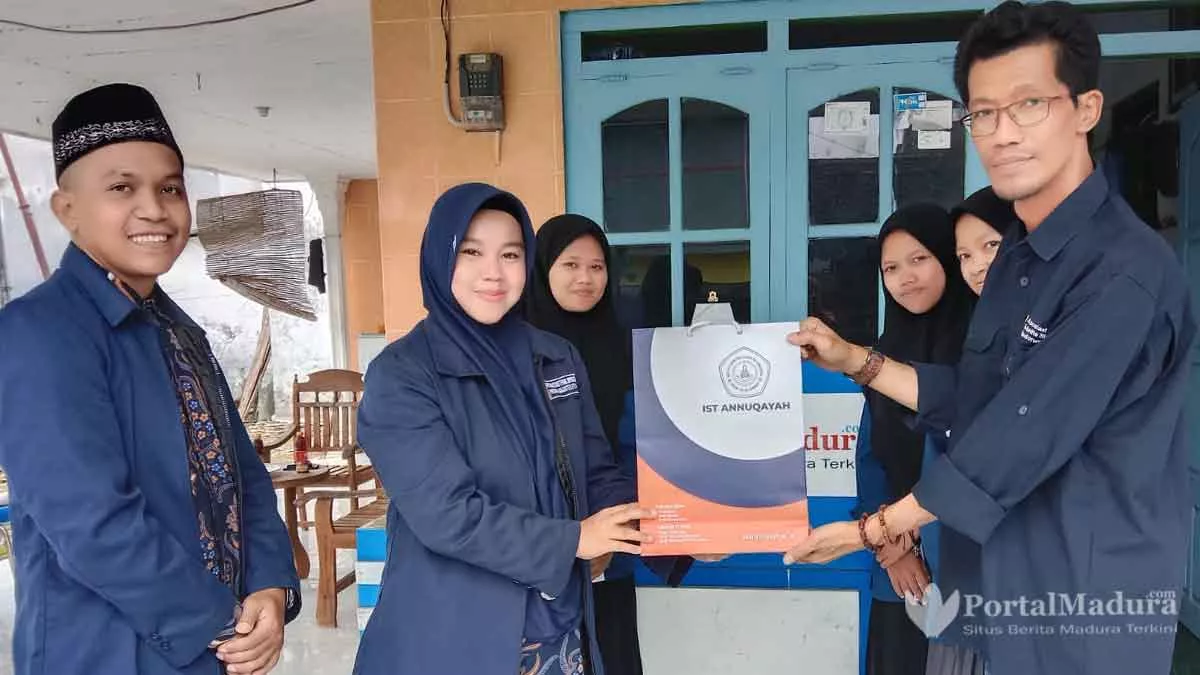 Penarikan Mahasiswi IST Annuqayah PKL di Redaksi PortalMadura.Com