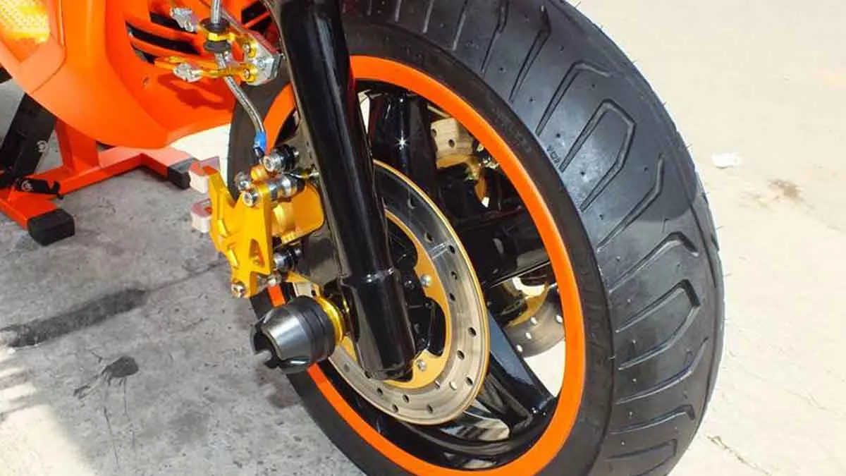 Rumus-Umum-Modifikasi-Ban-Motor-Skutik-yang-Aman
