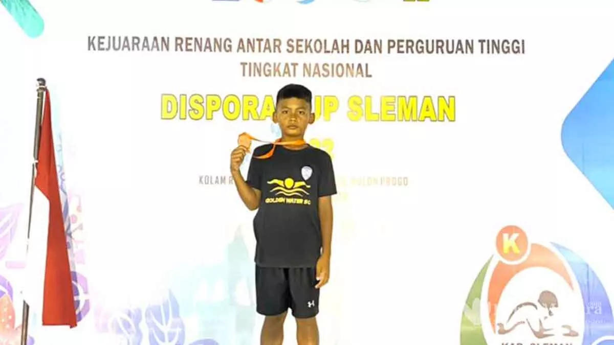Sukses Tingkat Nasional, Reza Atlet Renang Sumenep Bawa Pulang Medali Perunggu