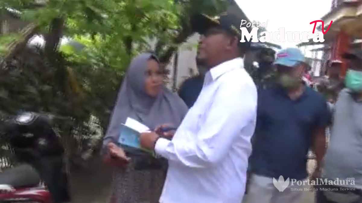 Viral Video Bupati Sumenep Achmad Fauzi Dihadang Emak-emak, Endingnya...