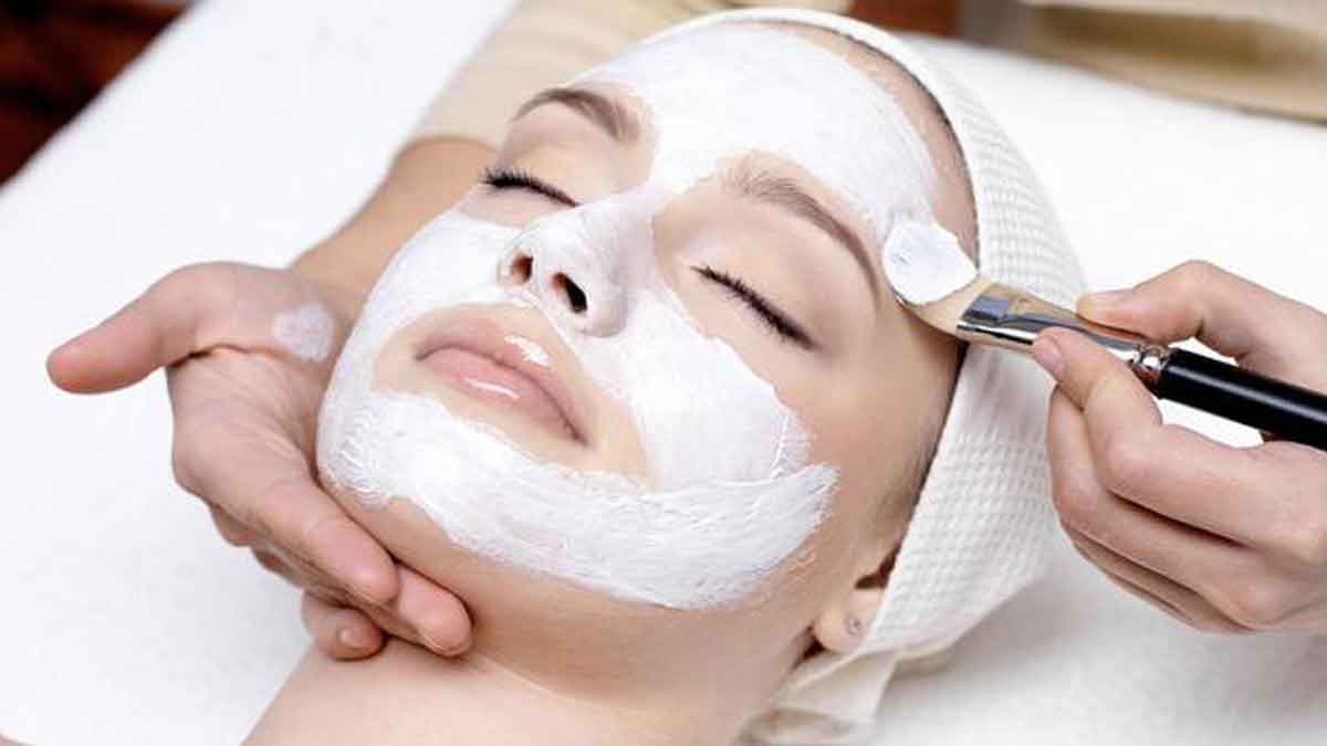 Jangan Berlebihan, Ini 5 Efek Samping Masker Tepung Beras